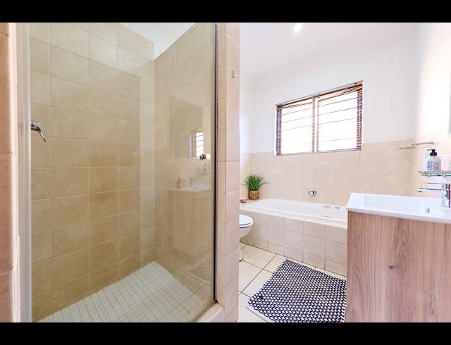 3 BEDROOM HOUSE FOR SALE IN ERAND GARDENS
